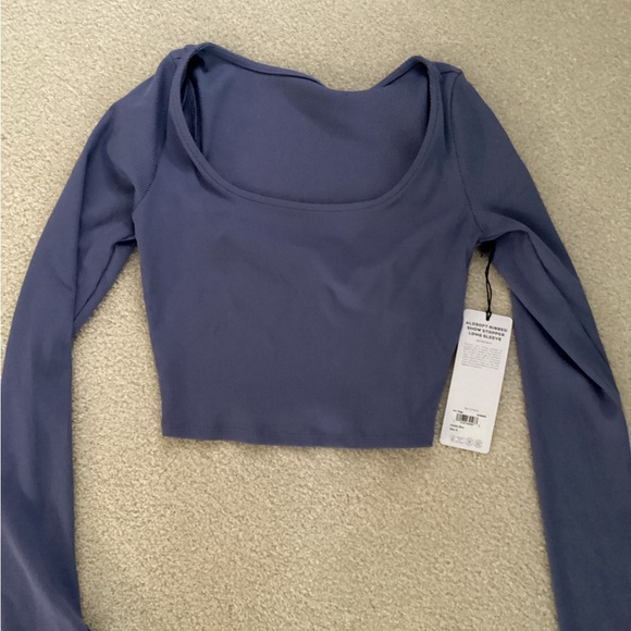 ALO Ribbed Showstopper long sleeve - Picture 3 of 5